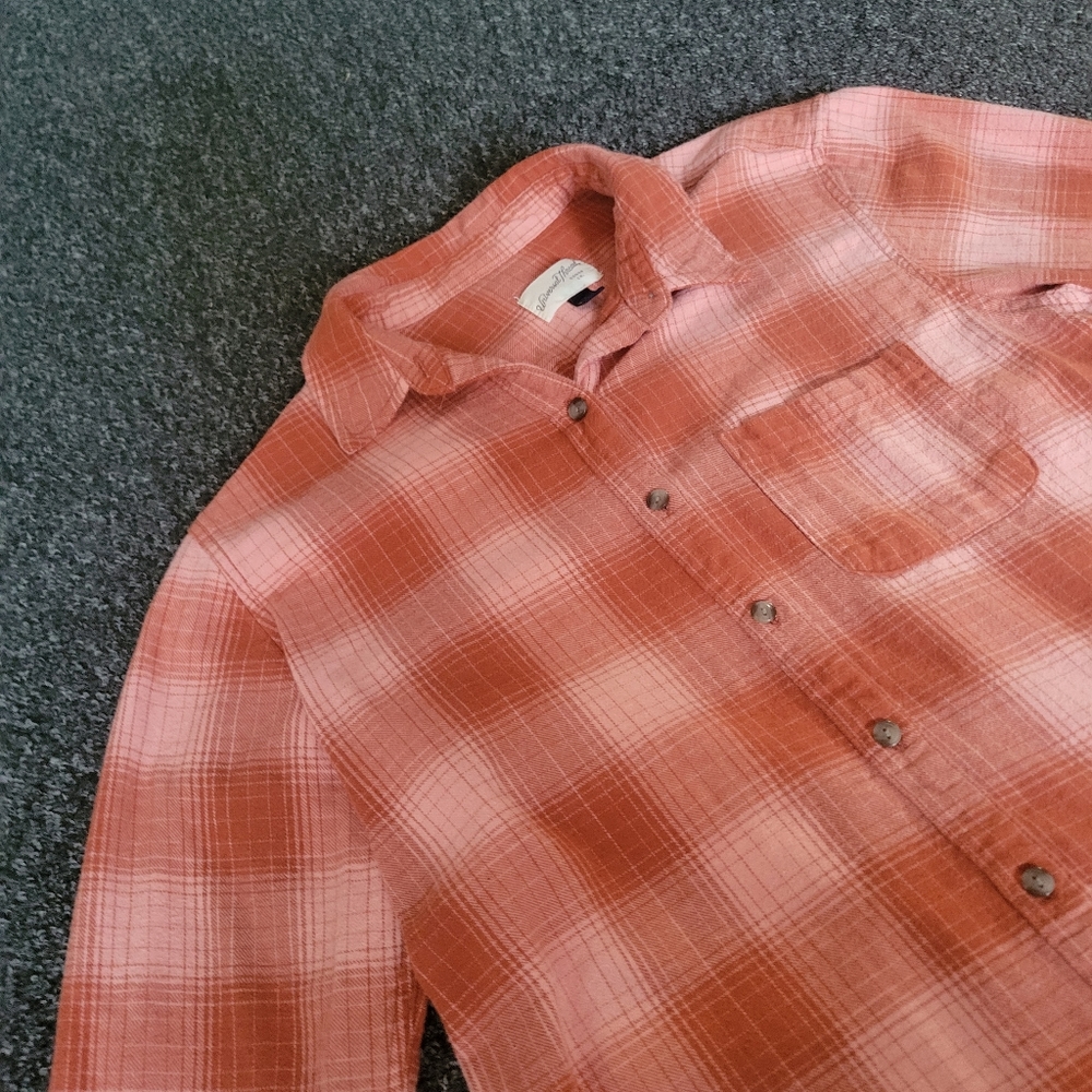 Flannel - Picture 4 of 4